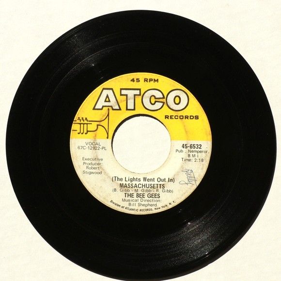 The Bee Gees (The Lights Went Out In) Massachusetts/Sir Geoffrey 45 rpm Record - Picture 6 of 9